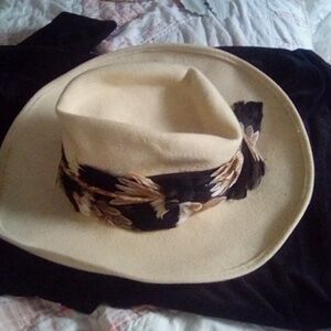 JOE Bill Miller vintage Michael Howard ladies hat. 100% wool.